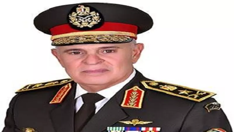 رئيس الأركان يغادر إلى الكويت لحضور إجتماع رؤساء أركان دول المنطقة