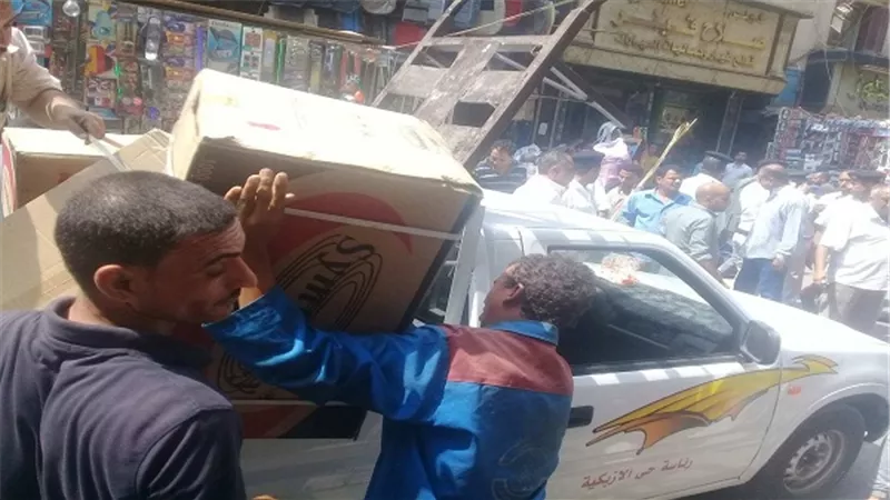 حملات مكبرة لإزالة التعديات والإشغالات وإعادة الانضباط بأحياء مناطق القاهرة الأربعة
