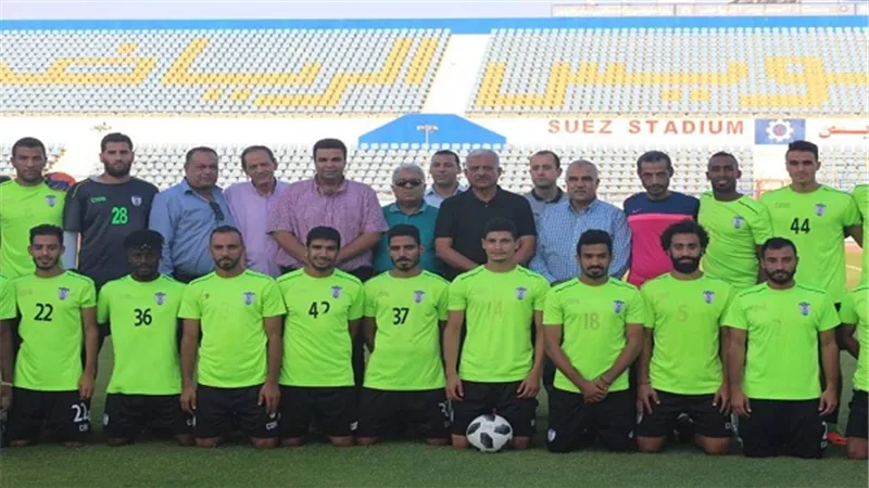 محافظ السويس يطالب لاعبى المنتخب ببذل الجهود والعودة لدورى الاضواء