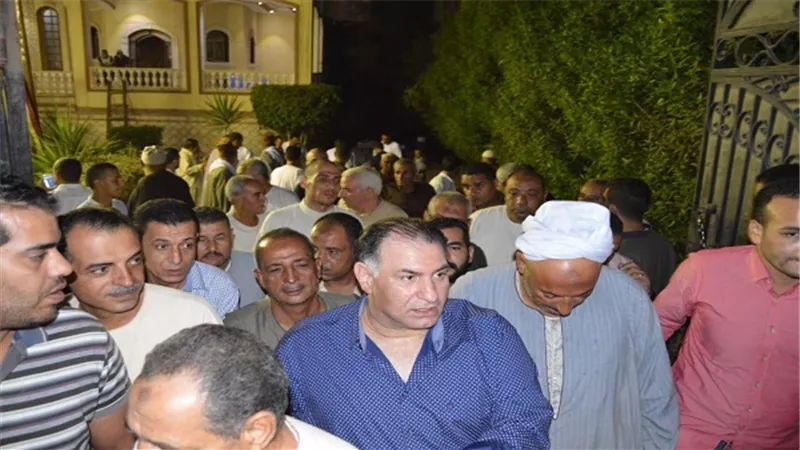 تغطية خاصة للمؤتمر الجماهيرى حاشد فى قرية سنباط بزفتى للاحتفال بقرب الانتهاء المستشفى الخيرى على شاشة المحور   