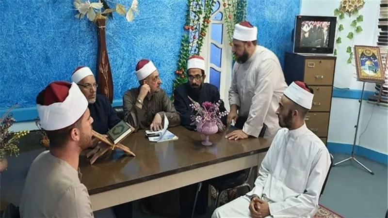 وكيل أوقاف السويس يتابع اختبارات عضوية المقرأة والمدارس القرآنية 