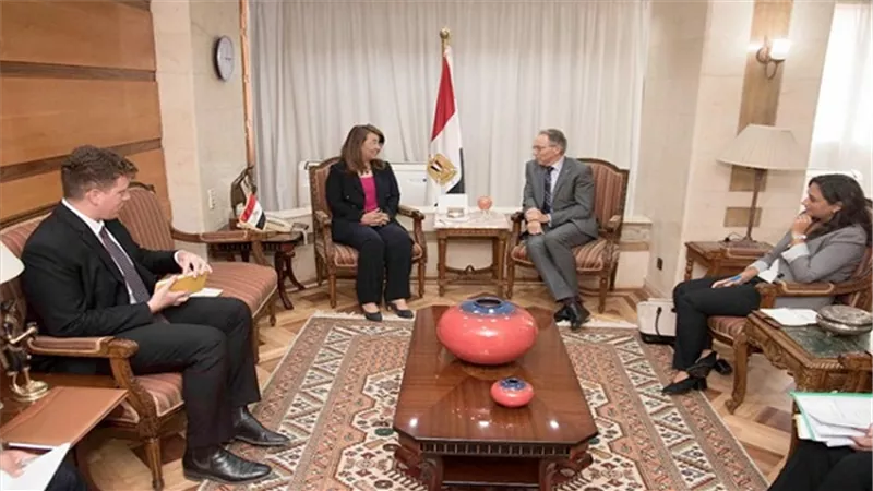 غادة والى تستقبل سفير أستراليا بالقاهرة 