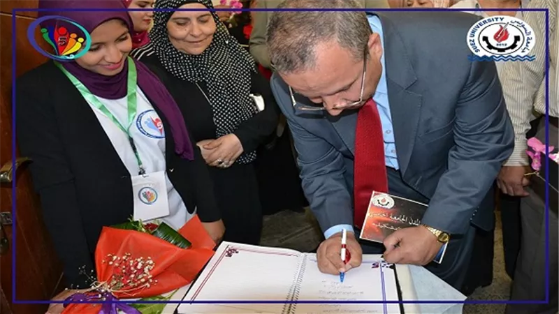 رئيس جامعة السويس يفتتح مسابقة الفنون التشكيلية