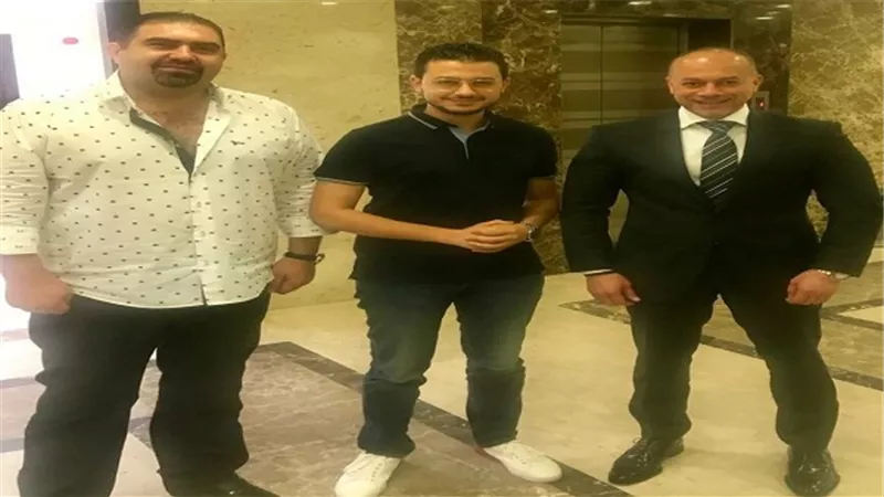 المنشد مصطفى عاطف يتعاقد على برنامج إجتماعي بقناة الحياة