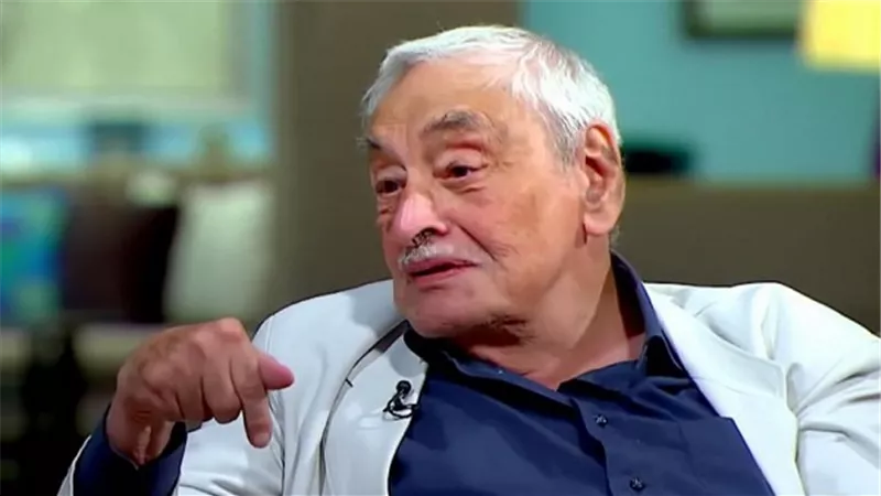 وداعا يا أبو الفضل جادالله.. كيف تلقى محمد صبحي خبر وفاة جميل راتب؟.. صدمة قاسية