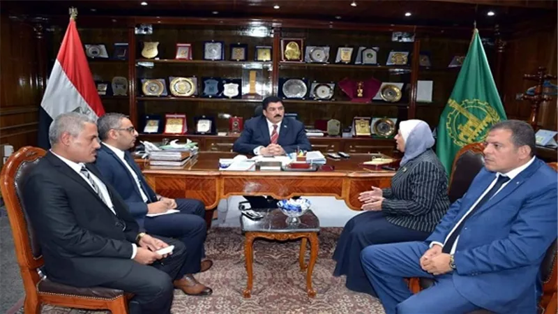 محافظ القليوبية يجتمع مع  يوهانسن عيد رئيس هيئة ضمان جودة التعليم للتعاون لتطوير التعليم بالقليوبية