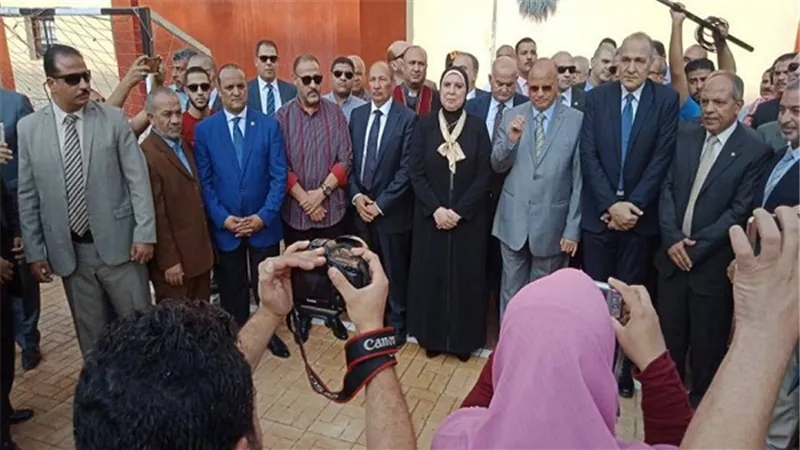 النائب عمر وطني: محافظ القاهرة وعد بضم 7 مدارس جديدة خلال العام الدراسي الحالي