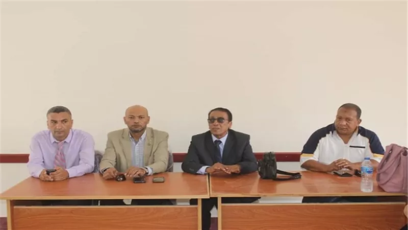 وكيل تعليم السويس يخلى المعلمين من مدارسهم ليتفرغوا للمدرسة اليابانية 