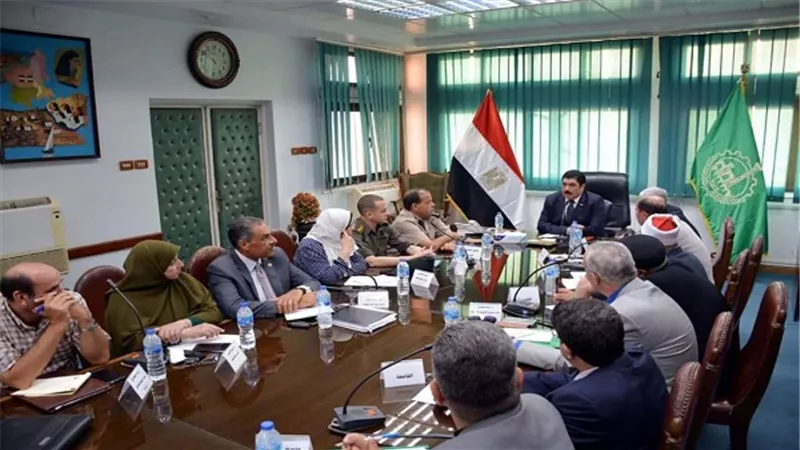 مرزوق  يعقد إجتماع لمناقشة خطة المحافظة لتنفيذ الحملة القومية للقضاء على فيروس سي