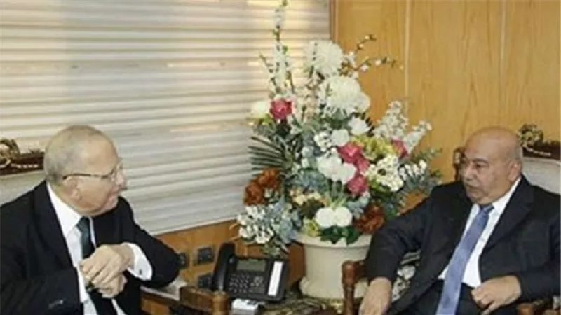 وزير العدل يلتقي السفير الكويتى لبحث تعزيز التعاون القضائى بين البلدين