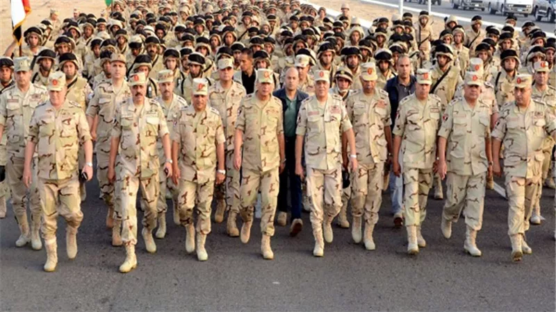 وزير الدفاع يتفقد عدد من الأنشطة التدريبية لقوات التدخل السريع