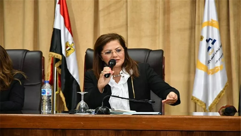 وزيرة التخطيط تفتتح الندوة التعريفية للدفعة السادسة من برنامج تأهيل القيادات الشابة 