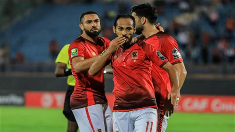لماذا لا ينضم وليد سليمان للمنتخب؟.. 