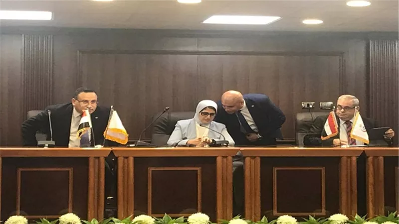 وزيرة الصحة: مليون و 340 ألف مواطن ترددوا على مراكز مسح فيروس 
