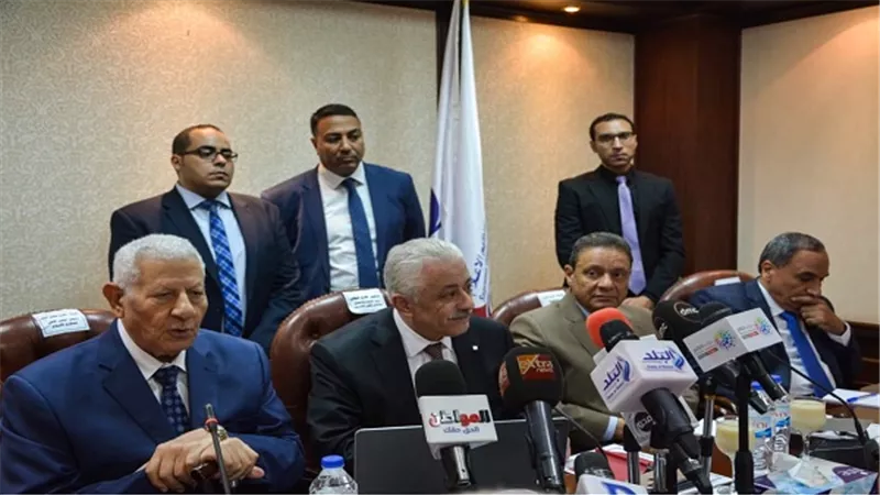 بالصور.. مكرم محمد أحمد: 