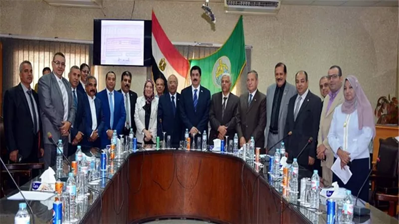 مرزوق والفيومي تشجيع الإستثمار لدفع عجلة التنمية بالقليوبية