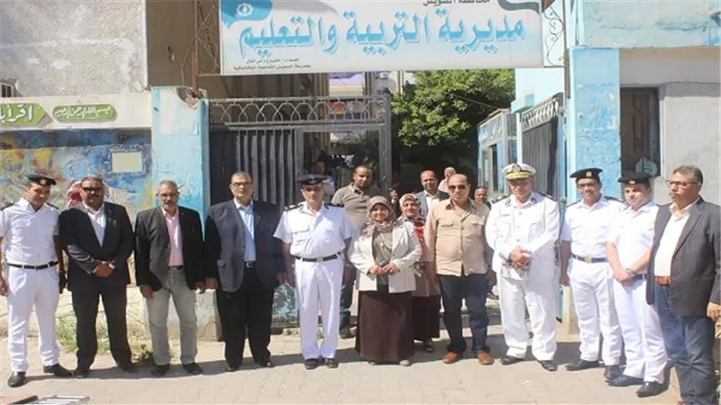 أمن السويس يقود مبادرة لسداد مصروفات الطلاب الغير تحت شعار 