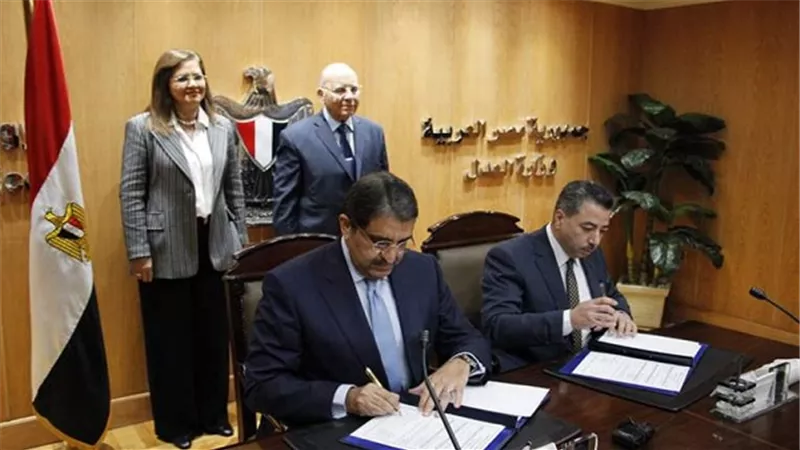 العدل تواصل برنامج تطوير خدمات الشهر العقارى الإلكترونية