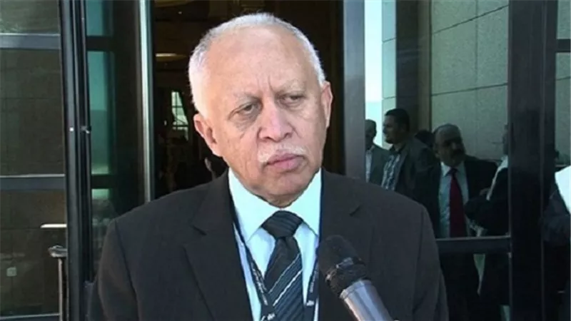 وزير خارجية اليمن يصل إلى القاهرة 