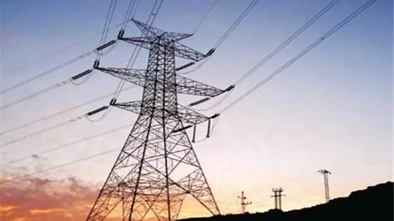 المواطنون وارتفاع أسعار الكهرباء الشهر الماضي.. موظف: الفاتورة تمثل ثلث الراتب.. ربة منزل: الزيادة ليست للكل