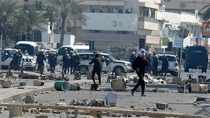 التفجير الإرهابي بالبحرين والوضع في اليمن يتصدر الصحف السعودية