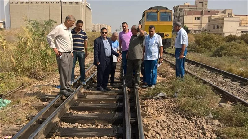 رئيس هيئة السكة الحديد يقود حملة مرور موسعة على خطوط وورش منطقة غرب الدلتا للتأكد من اجراءات السلامة