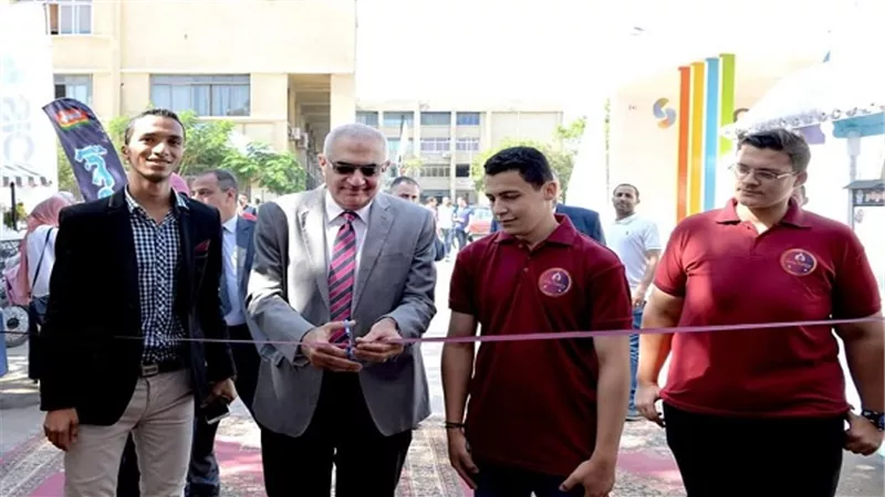 بالصور.. طلاب من أجل مصر تفتتح معرض الأنشطة الطلابية بجامعة المنصورة