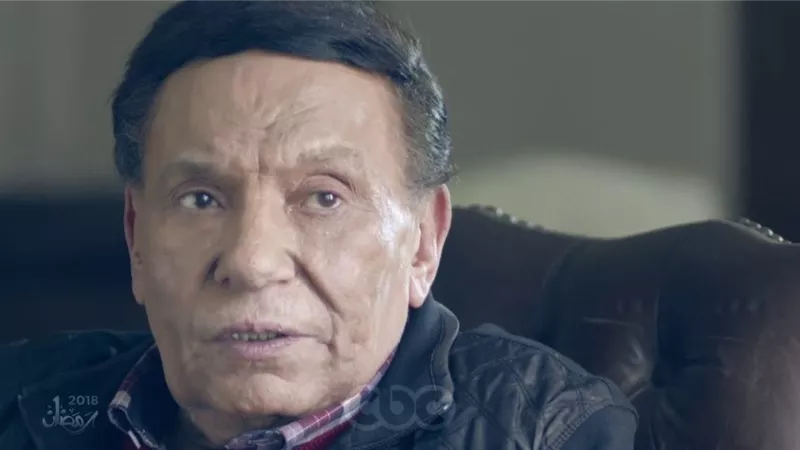 بعد أنباء تدهور حالته الصحية.. هل يخرج الزعيم عادل إمام من السباق الرمضاني؟.. مسلسل أحمد مكي وعمل قديم كلمة السر