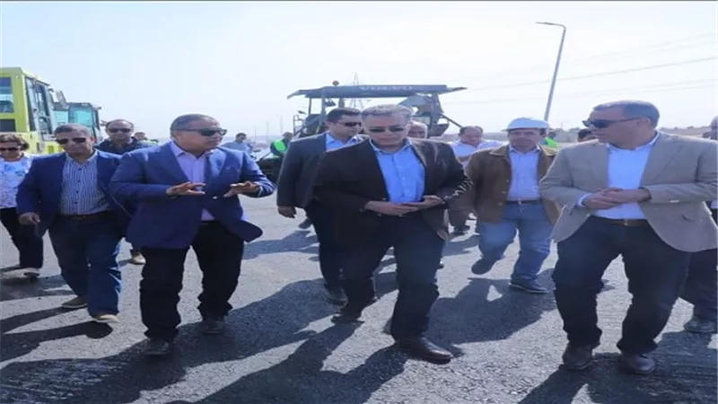 وزير النقل في جولة تفقدية لمتابعة أعمال انشاء و تنفيذ طريق داعم للطريق الدائري 