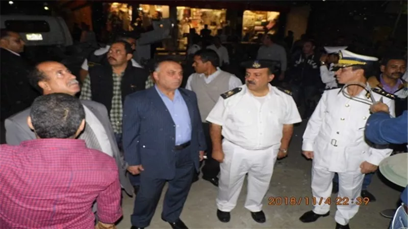 نائب محافظ القاهرة للمنطقة الشمالية: ممنوع وضع الاعمدة الحديدية والبلدورات أمام العمارات والمحلات 