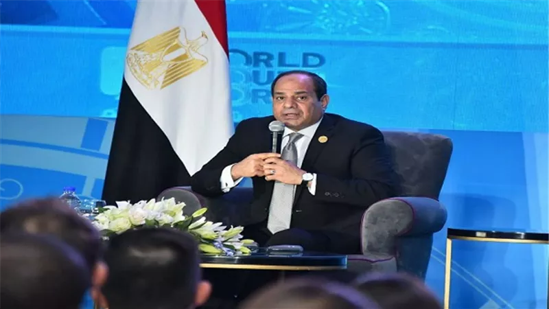 الرئيس السيسي يتناول الملفات الوطنية والإقليمية مع القيادات الشبابية المؤثرة