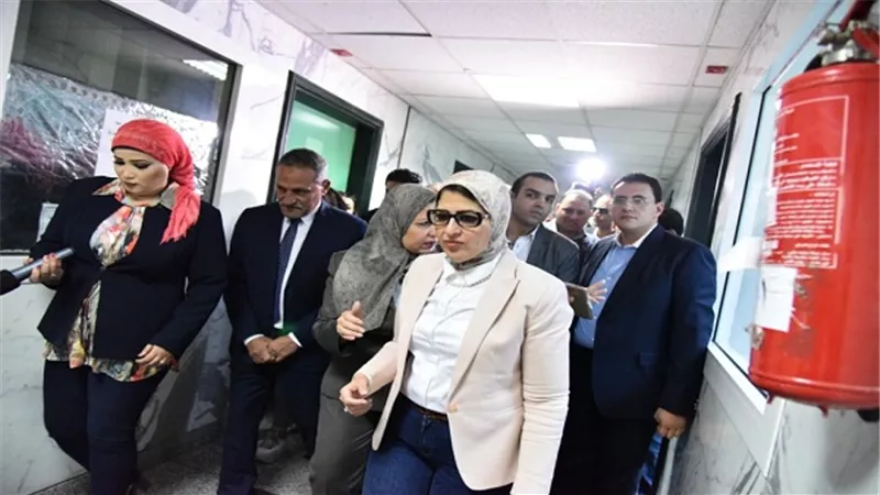 وزيرة الصحة تتفقد المركز الإقليمي لنقل الدم بالإسماعيلية