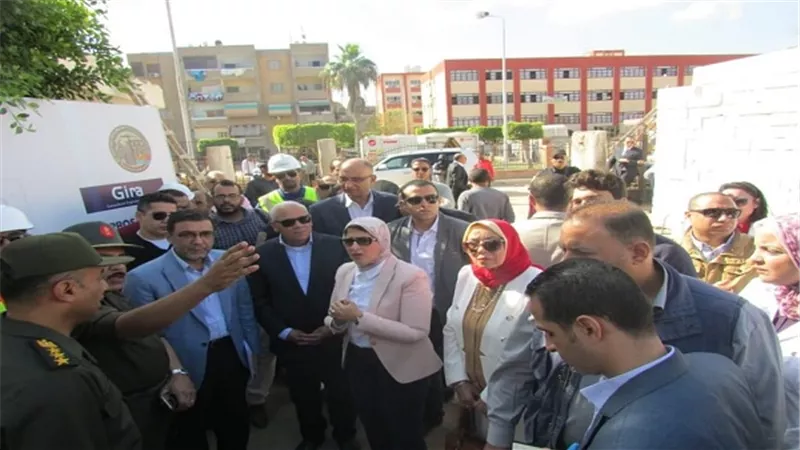 وزيرة الصحة تتفقد عددا من المنشآت الطبية وتشيد بمعدلات التنفيذ