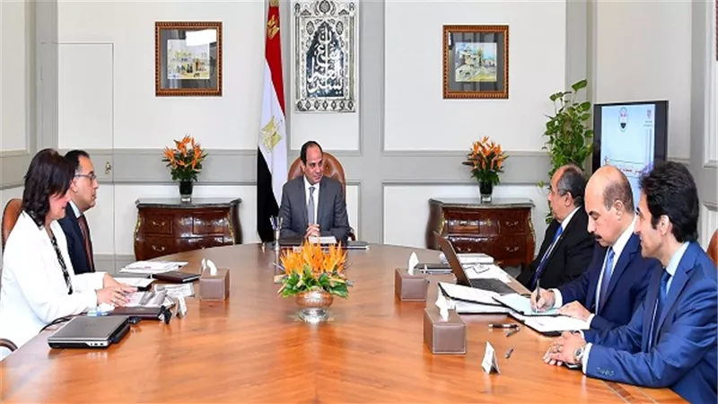 الرئيس السيسي يجتمع مع كلٍ من رئيس الوزراء ووزير الزراعة