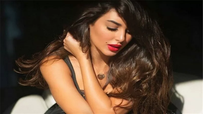 ياسمين صبري ومايا دياب يخطفان الأنظار.. ماذا فعلوا؟