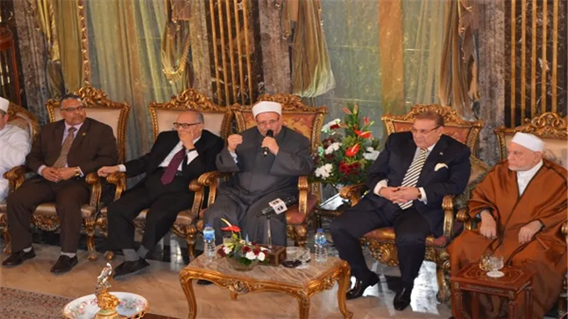 غدا.. مفتى الجمهورية وأحمد عمر هاشم وعلى جمعة على شاشة المحور 