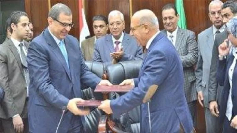 محافظ الدقهلية.. يؤكد على اهمية التعاون بين الوزرات وليس العمل المنفصل