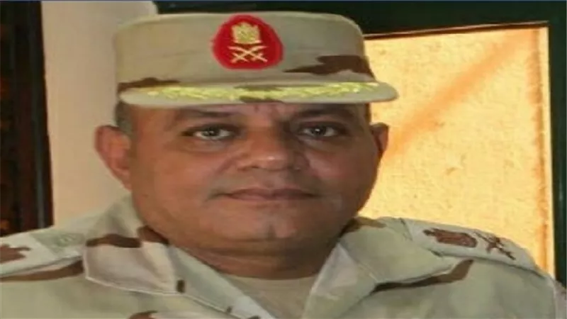 قائد الجيش ومدير أمن السويس يتفقدان قوات تأمين الكنائس