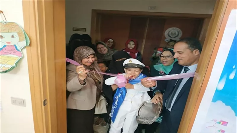 افتتاح المعرض السنوي لصحافة الطفل بالسويس بحضور لجنة وزارية