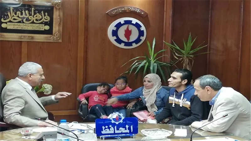 23مواطناً يشكون همومهم لمحافظ السويس في اللقاء الجماهيري الثامن