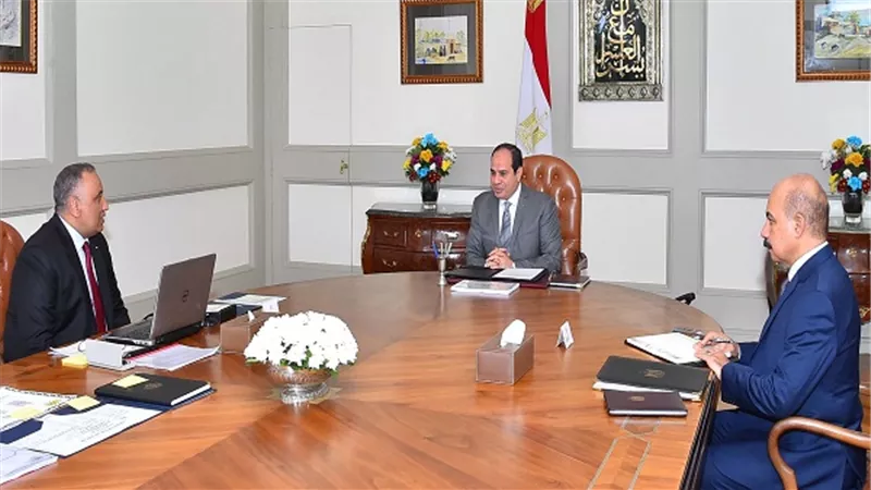 الرئيس السيسي يجتمع مع رئيس هيئة الرقابة الإدارية