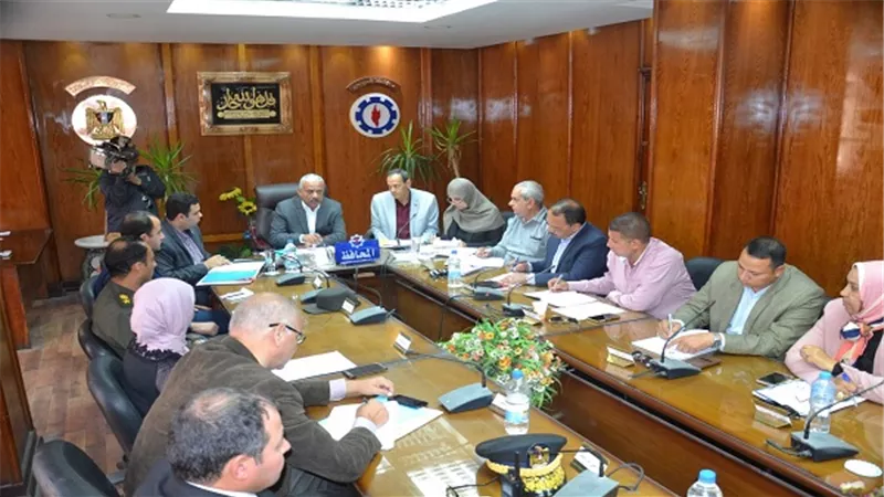 فى تنفيذى السويس.. المحافظ يؤكد علي الصحة الاستعداد الجاد لاستقبال حملة مكافحة فيروس سي
