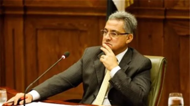 الحكومة: تحديد مواعيد لغلق المحال والكافيهات يتعلق بالأمن القومى 