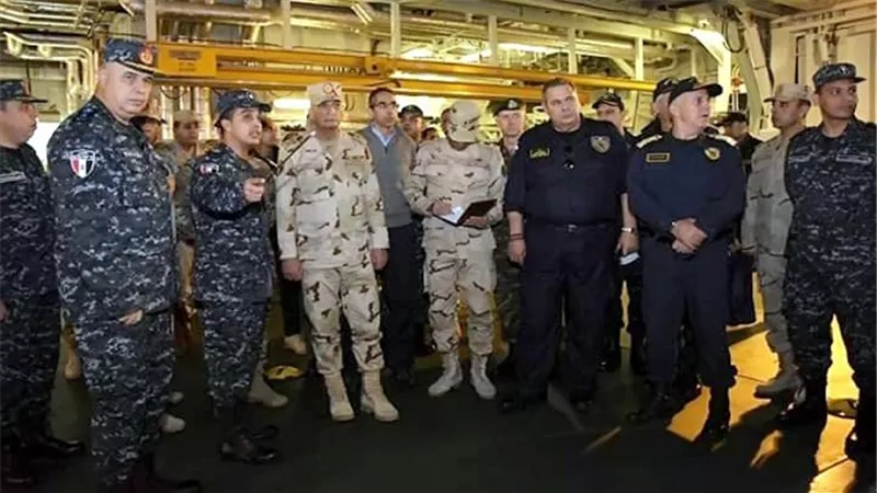 وزير الدفاع ونظيره اليونانى والقبرصى يشهدون المرحلة الرئيسية للتدريب البحري الجوي المصري اليوناني المشترك 
