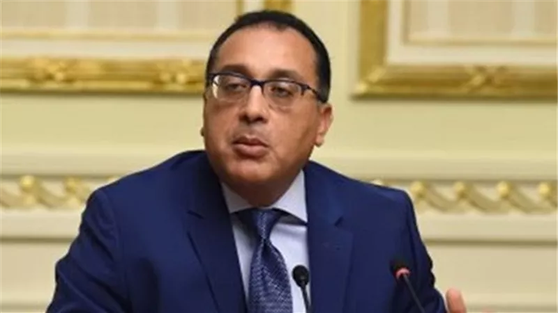 رئيس الوزراء يشارك في افتتاح ورشة العمل التعريفية والندوة الثانية للسادة المحافظين
