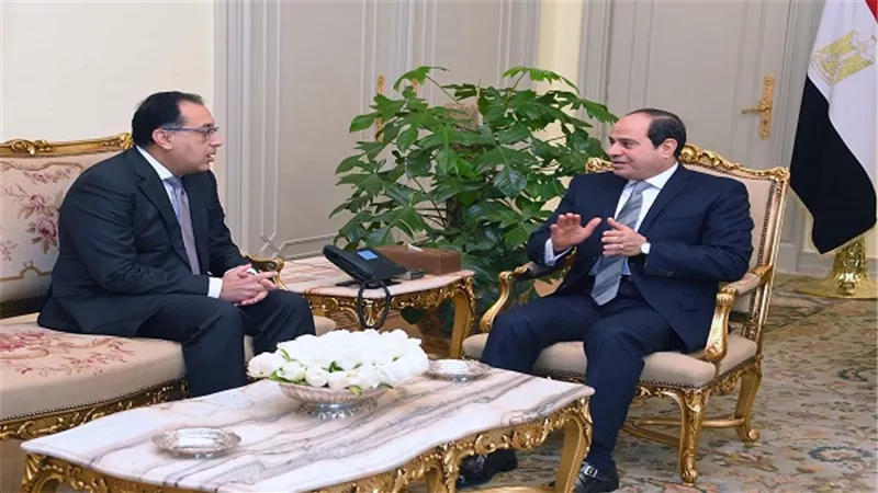 الرئيس السيسي يجتمع مع رئيس مجلس الوزراء