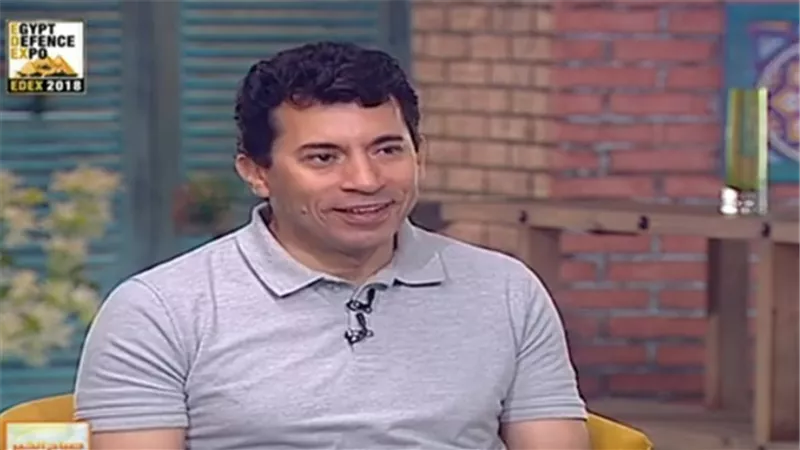 وزير الشباب: 