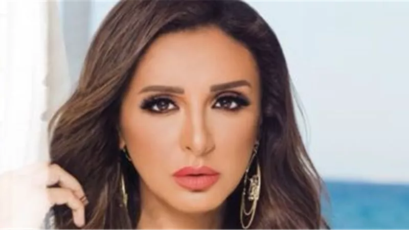أنغام تفجر مفاجآت عن زواجها من أحمد عز