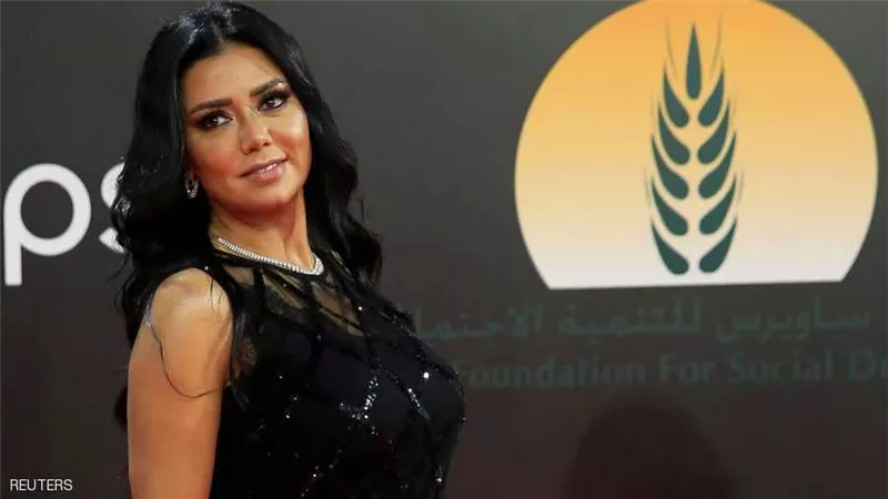 محاكمة رانيا يوسف.. رقبة الفنانة في مشانق المجتمع والنقابة.. والتحقيقات وسيلة العقاب