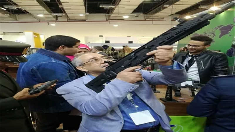 نائب سويسى: مصرقادرة ان تكون رائده عالميا فى مجال التصنيع العسكرى